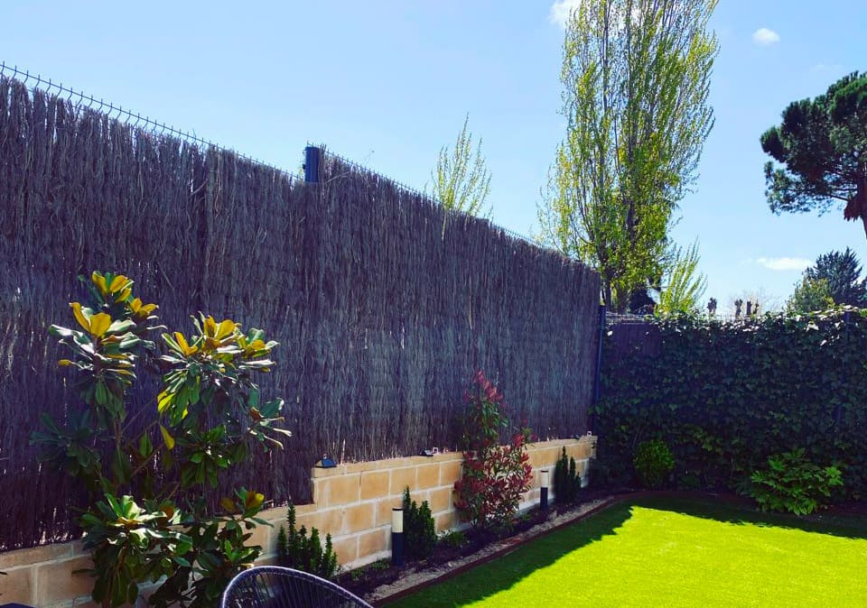 Ocultación para jardín de brezo y seto artificial